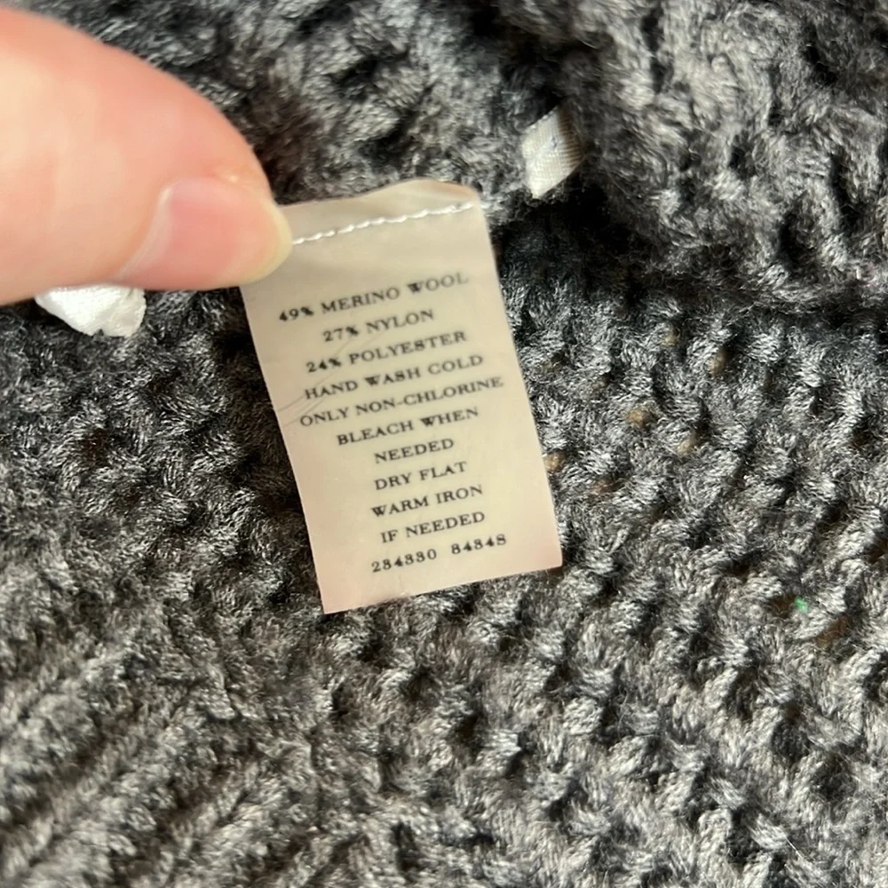 Ann‎ Taylor Womens charcoal gray Merino wool blend cardigan sweater XS